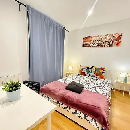 Hostel Sharing Flats In Gotico *