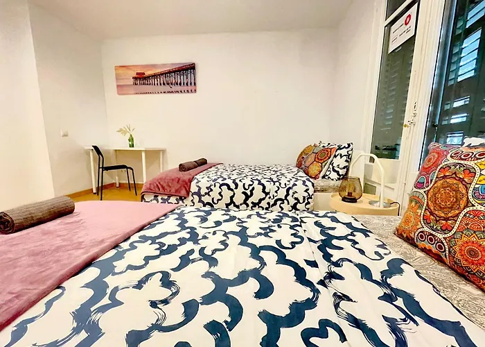 Хостел Sharing Flats In Gotico