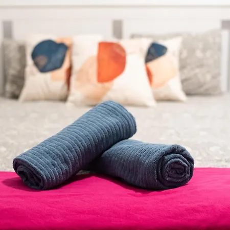 Albergue Sharing Flats In Gotico Barcelona