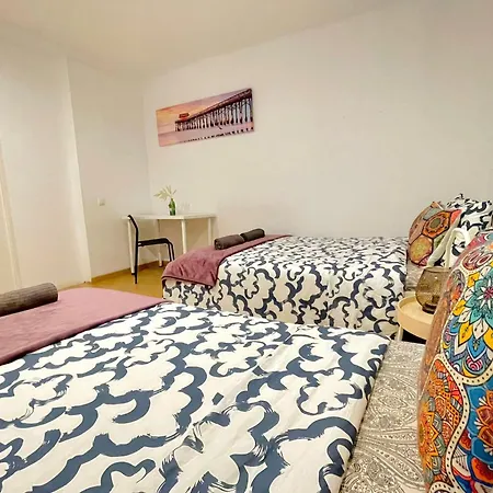 Sharing Flats In Gotico برشلونة